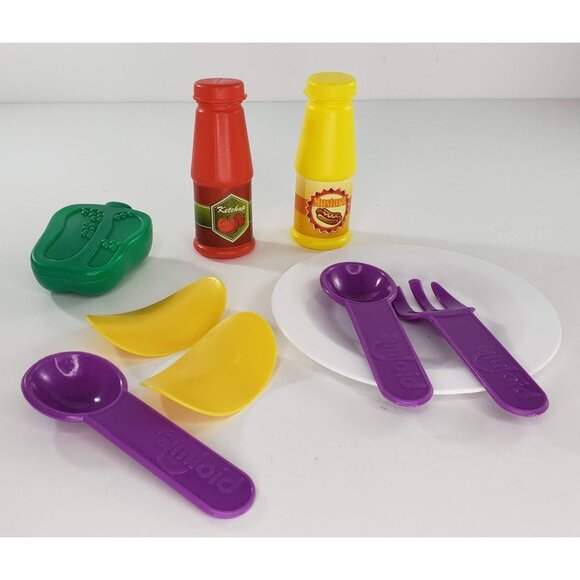 Amloid Pretend Food Toy Kitchen Set Plate Fork & Spoon Ketchup Mustard Bottles - Picture 6 of 6